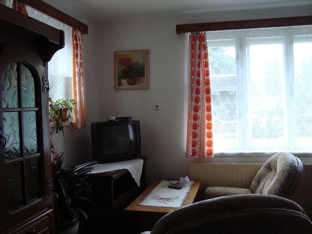 Privat Mirovice-Breznice Luaran gambar